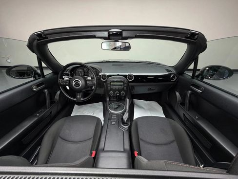 Used 2013 MAZDA MX-5 Miata Club RWD image 13