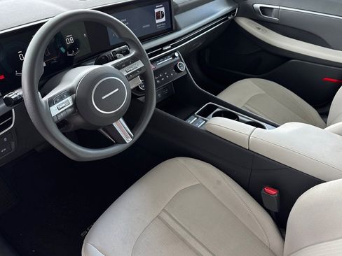 Used 2024 Hyundai Sonata SEL FWD image 11