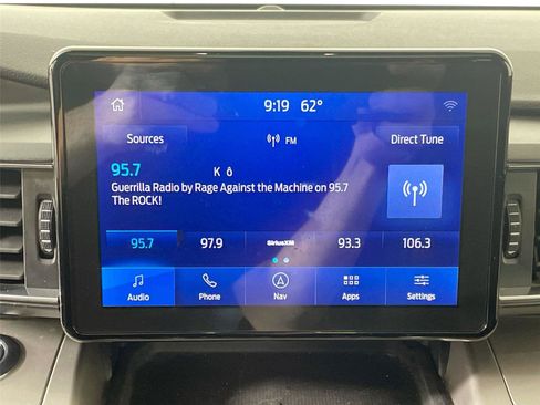 Used 2021 Ford Explorer XLT w/ Equipment Group 202A AWD/4WD image 7