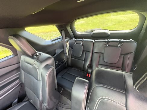 Used 2024 Ford Explorer ST w/ Equipment Group 401A AWD/4WD image 22