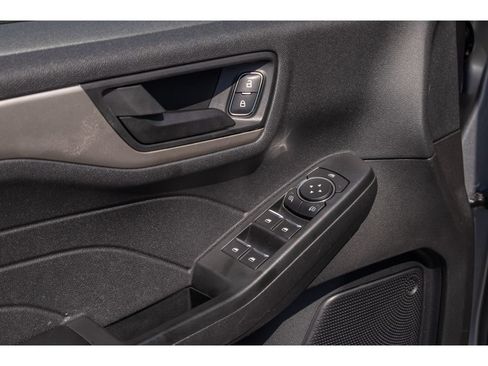 Used 2022 Ford Escape SE FWD image 19