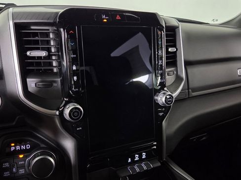 New 2026 RAM 1500 4x4 Crew Cab image 18