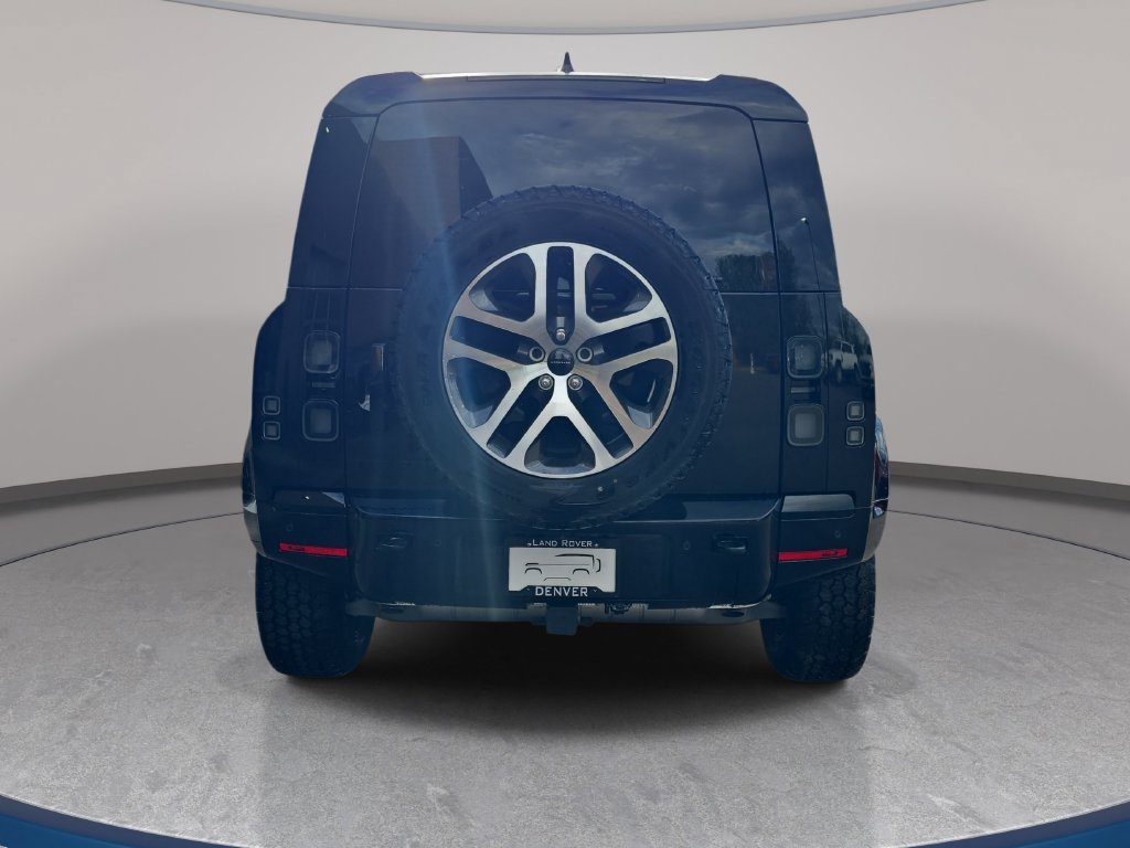 New 2026 Land Rover Defender 110 X-Dynamic SE AWD/4WD image 6