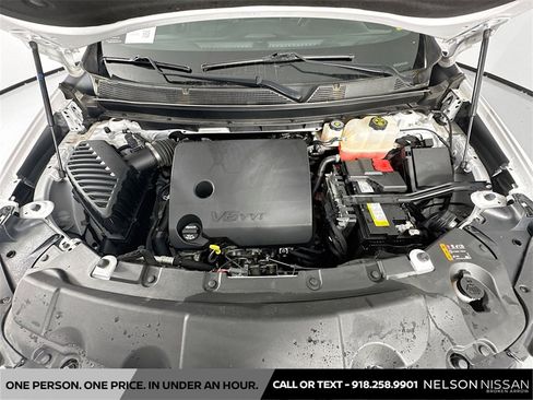 Used 2023 Chevrolet Traverse Premier w/ Redline Edition image 33