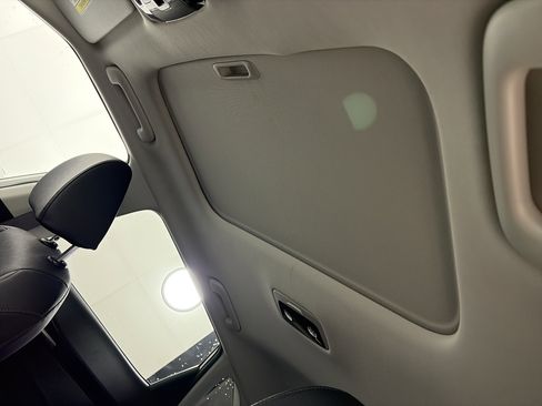 Certified 2024 Kia Seltos EX image 17