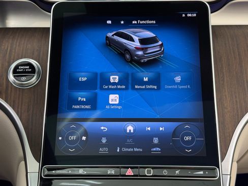 Used 2024 Mercedes-Benz GLC 300 GLC 300 image 35