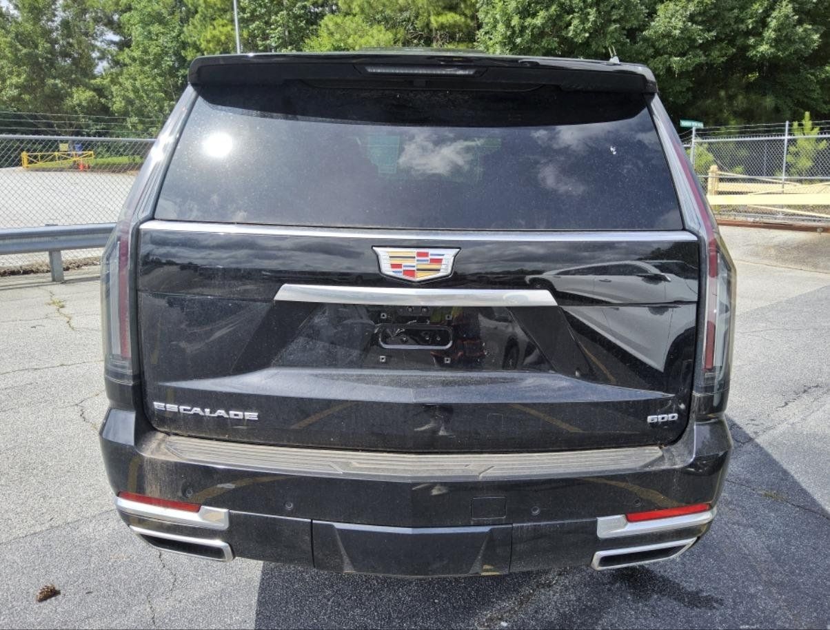 Used 2026 Cadillac Escalade Platinum Luxury RWD image 19