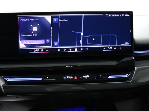 Used 2024 BMW 530i xDrive image 21