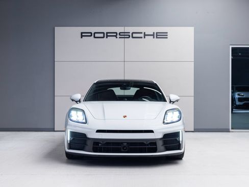 Certified 2024 Porsche Panamera RWD image 10