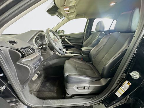 Used 2025 Mitsubishi Eclipse Cross SE AWD/4WD image 13