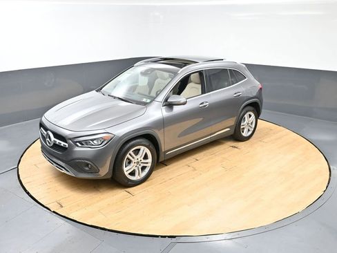 Used 2023 Mercedes-Benz GLA 250 4MATIC image 3