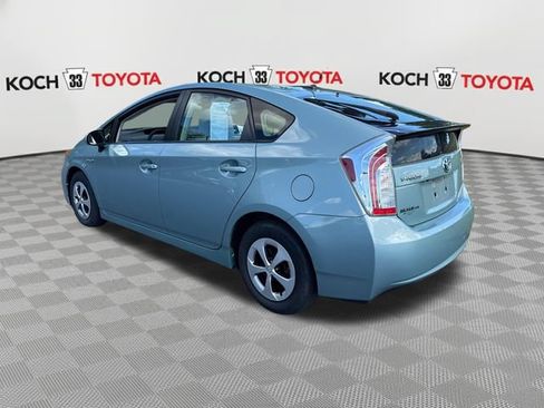 Used 2015 Toyota Prius Three FWD image 6