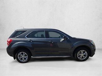 Used 2017 Chevrolet Equinox LS AWD/4WD video 4