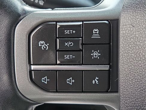 Certified 2022 Ford F150 Lariat w/ Equipment Group 502A High image 21