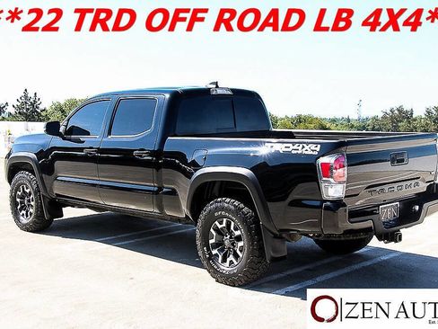 Used 2022 Toyota Tacoma TRD Off-Road w/ TRD Premium Off Road Package image 6