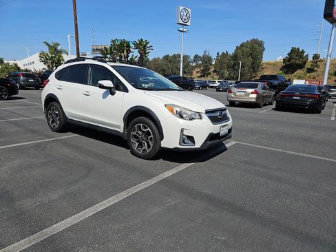 Used 2016 Subaru Crosstrek 2.0i Limited image 3