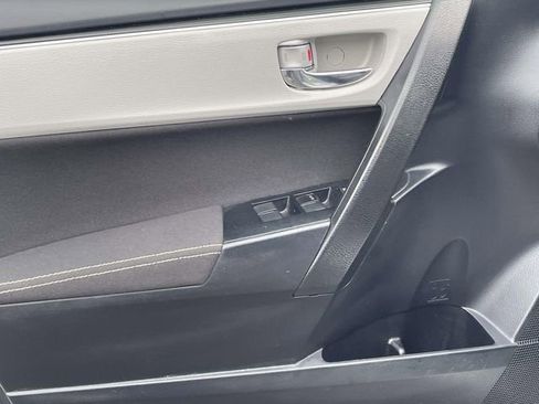 Used 2019 Toyota Corolla LE FWD image 13