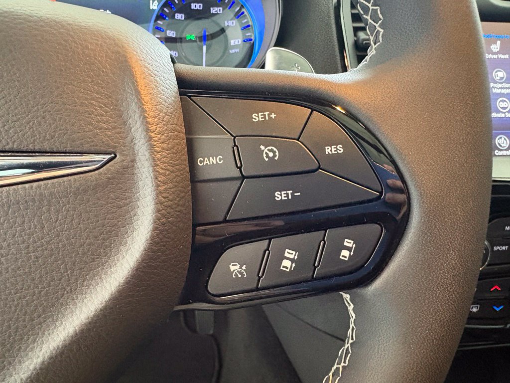 Used 2023 Chrysler 300 S w/ Comfort Group RWD image 4