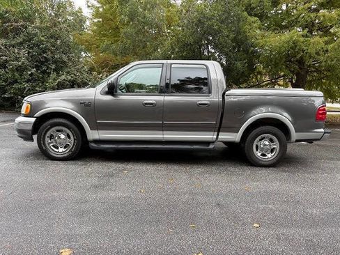 Used 2003 Ford F150 Lariat image 8