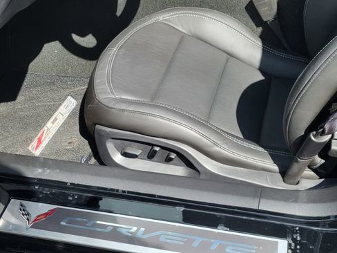 Used 2016 Chevrolet Corvette Z06 w/ 2LZ Preferred Equipment Group image 11