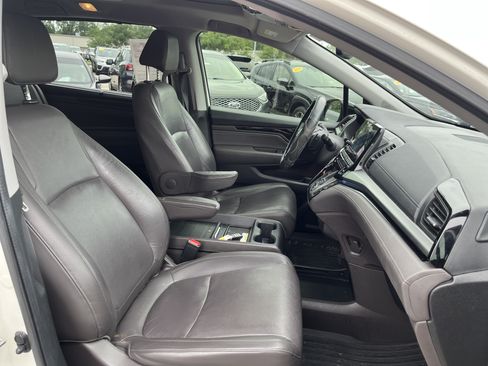 Used 2018 Honda Odyssey Elite image 19