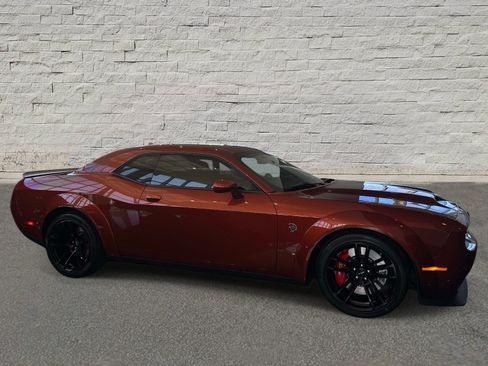 Used 2022 Dodge Challenger SRT Hellcat RWD image 6