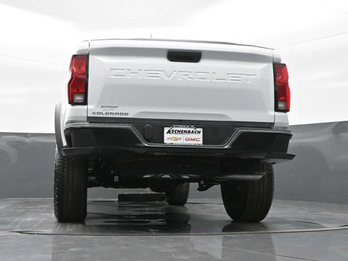 Used 2024 Chevrolet Colorado Trail Boss image 23