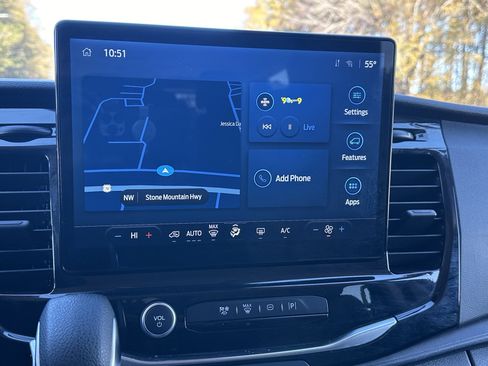 Used 2023 Ford Transit 350 XLT image 28