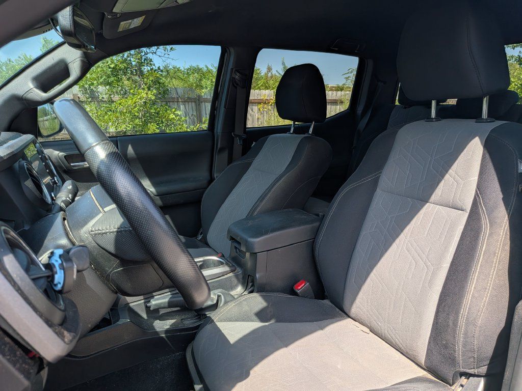 Used 2023 Toyota Tacoma TRD Sport RWD image 12