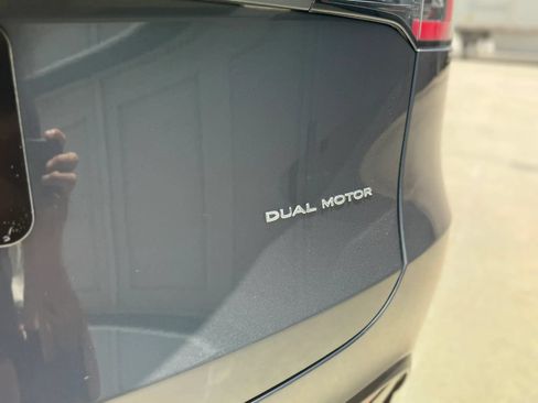 Used 2023 Tesla Model Y Long Range AWD/4WD image 11