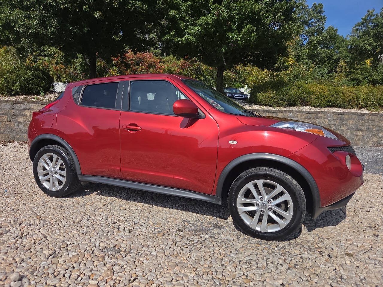 Used 2014 Nissan Juke SV AWD/4WD image 8