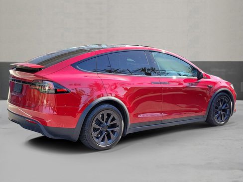 Used 2024 Tesla Model X AWD/4WD image 2