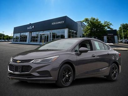 Used 2017 Chevrolet Cruze LT