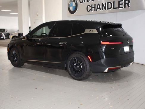Certified 2023 BMW iX xDrive50 w/ Premium Package image 5