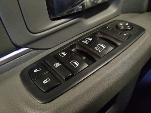 Used 2018 RAM 1500 Big Horn RWD image 27