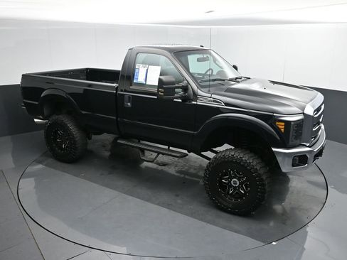 Used 2016 Ford F250 XLT w/ FX4 Off-Road Package image 35