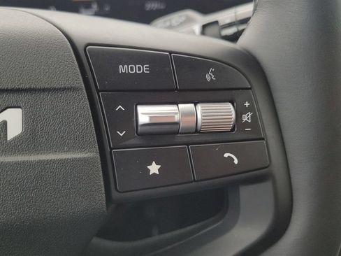Used 2026 Kia Sportage SX FWD image 21