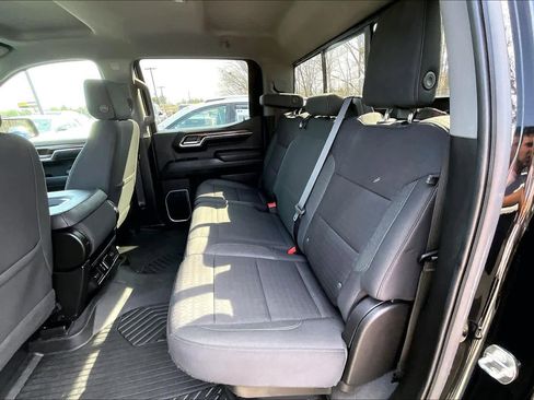 Used 2022 Chevrolet Silverado 1500 LT image 19