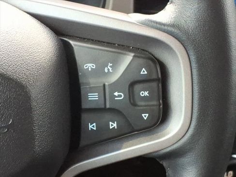 Used 2025 Ford Bronco Outer Banks image 13