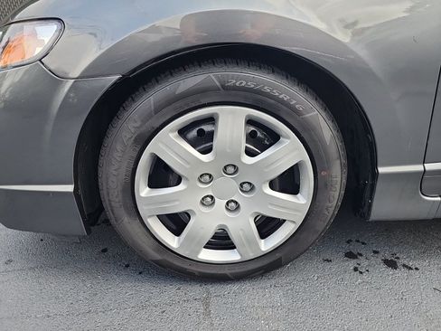 Used 2011 Honda Civic LX image 11