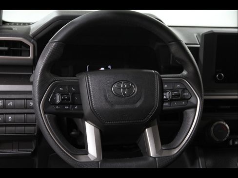 Used 2025 Toyota 4Runner SR5 image 7
