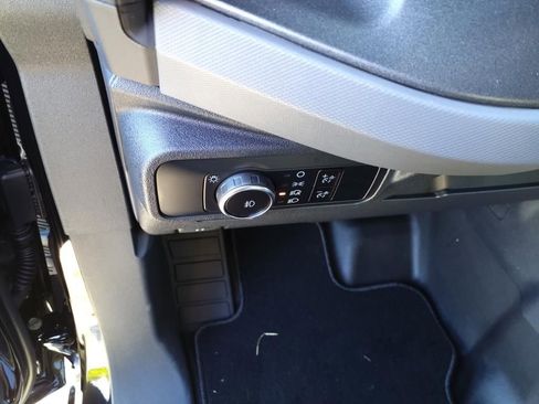 New 2024 Ford Bronco Black Diamond image 10