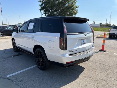 Used 2023 Cadillac Escalade Sport w/ LPO, ONYX Package AWD/4WD image 5