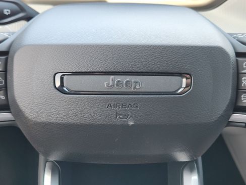 New 2026 Jeep Cherokee Limited AWD/4WD image 37