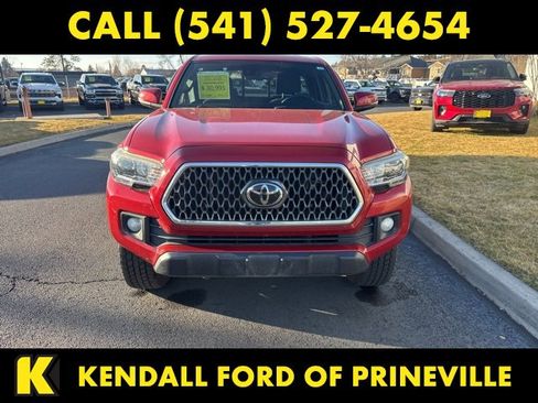 Used 2019 Toyota Tacoma TRD Off-Road image 4