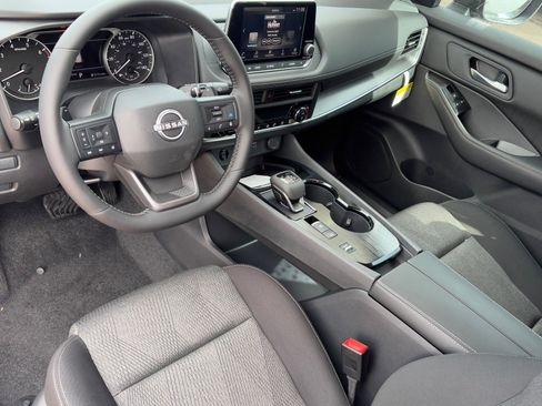 New 2026 Nissan Rogue SV w/ Cold Weather Package image 18