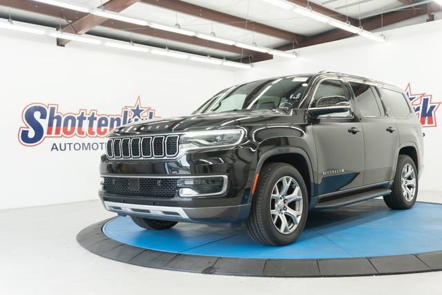 Used 2022 Jeep Wagoneer Series II RWD image 1
