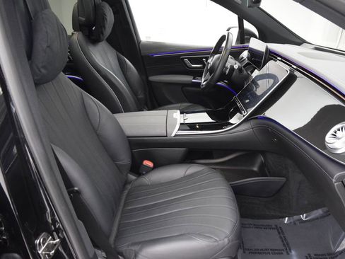 Used 2023 Mercedes-Benz EQS 450+ SUV image 16