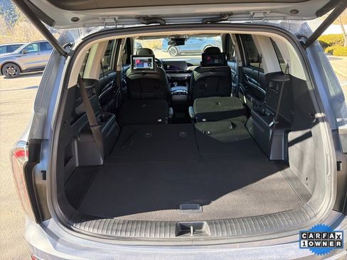 Certified 2023 Kia Telluride EX w/ EX Captain's Chair Package image 21