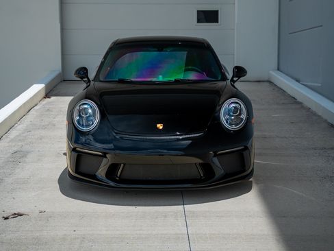 Used 2018 Porsche 911 GT3 RWD image 9